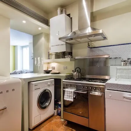 Stupendo E Silenzioso Duplex Sul Naviglio * Milán